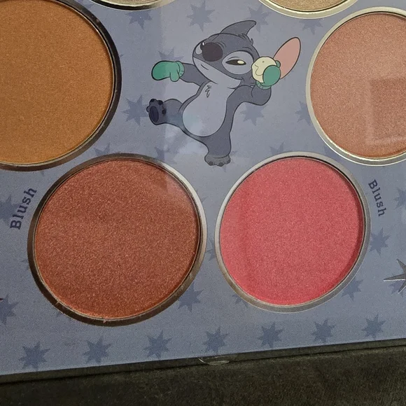 NEW DISNEY STITCH Complexion Palette 6 Shades of Bronzer, Highlighter, Blush - Picture 9 of 12